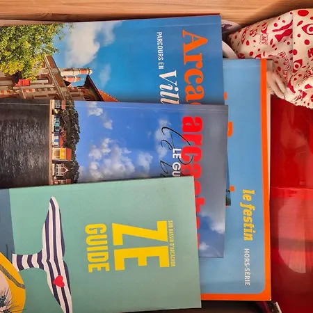 Belle Vue, Calme, Balcon Et Parking Αρασόν