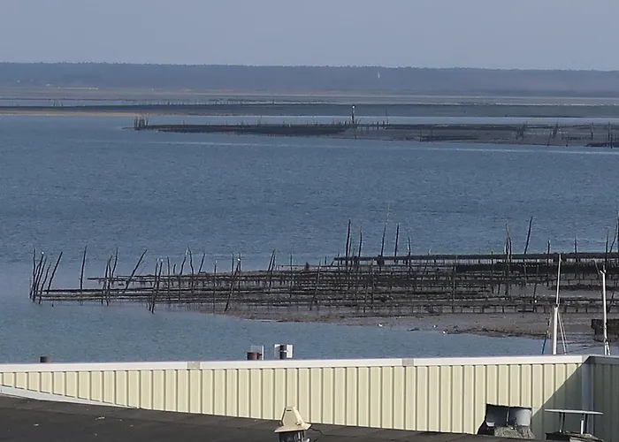Belle Vue, Calme, Balcon Et Parking Διαμέρισμα *